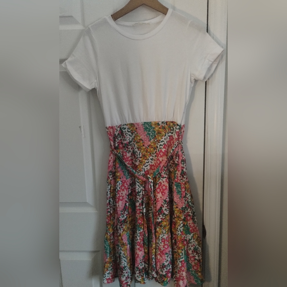 NWOT Madison + Hudson Floral Midi Dress with White Top